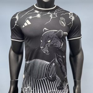 Real Madrid X Black Panther